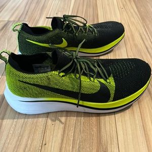 Nike Zoom Fly Flyknit - Size 11